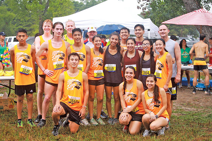 Kaufman Cross Country team participates in Dallas relay
